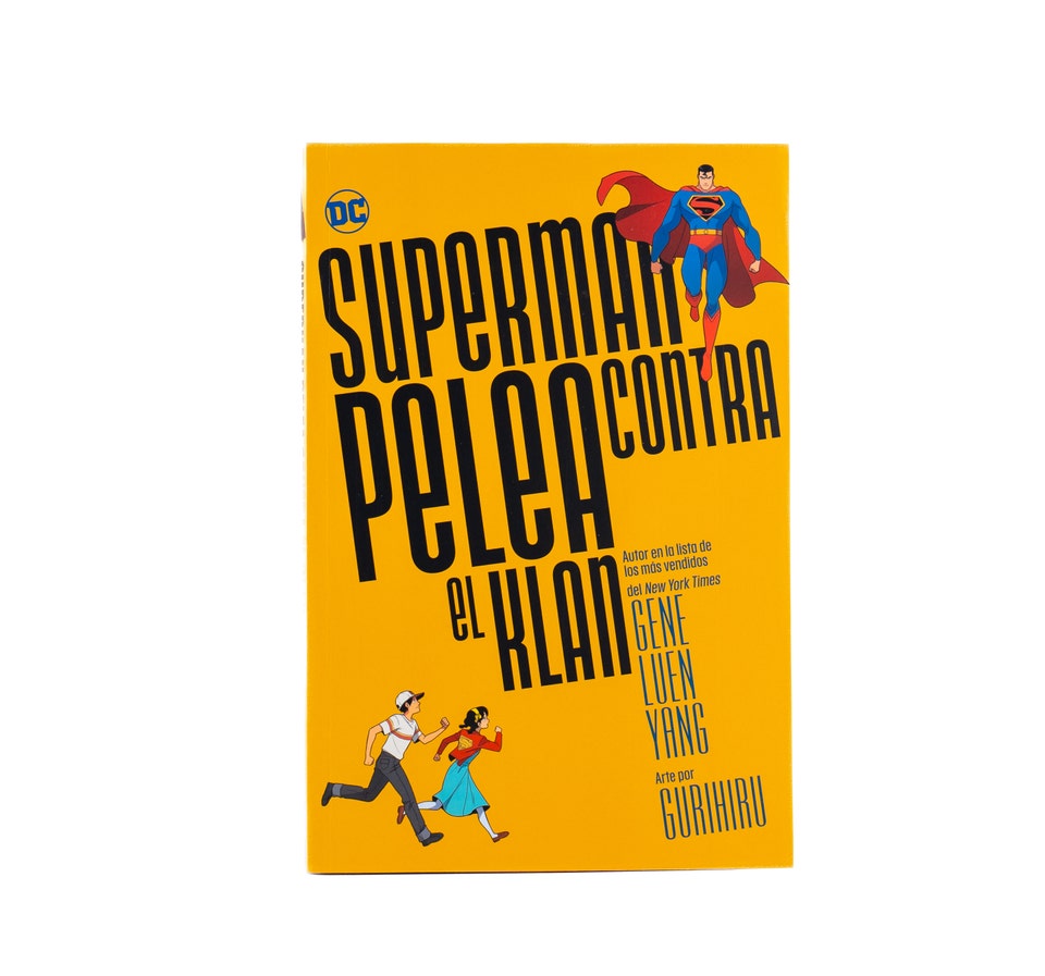 SUPERMAN SMASHES KLAN 01